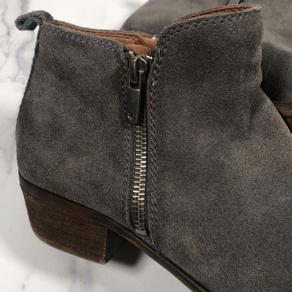 Lucky - Picture 2 of 13